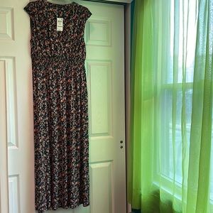 V-Neck Flowered Dress